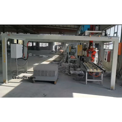 Otomatik Servo Clamp Pallet Taşıma Taşıma İndirme Makinesi LCD Dokunmatik Ekranla