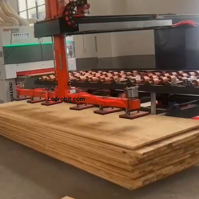 PLC Denetimli Yükleme ve İndirme Makinesi Özel Ahşap Yükleme ve İndirme Makinesi